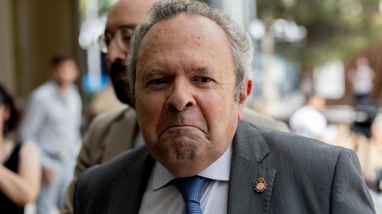 El exvicerrector de la UCM admite que se sintió «obligado» a impulsar la cátedra de Begoña Gómez