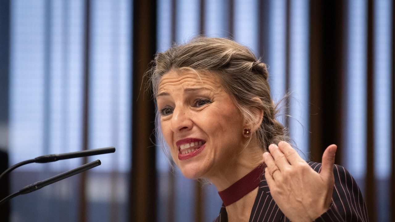 Yolanda Díaz exige a Sánchez «reformular» el Ejecutivo «en profundidad» porque «así no puede seguir»: «Toca dar limpieza absoluta»