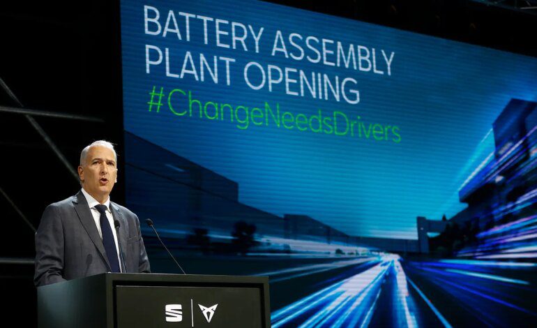 Haupt (Seat): "Estaríamos preparados para llegar a 2035 con coches sin combustión"