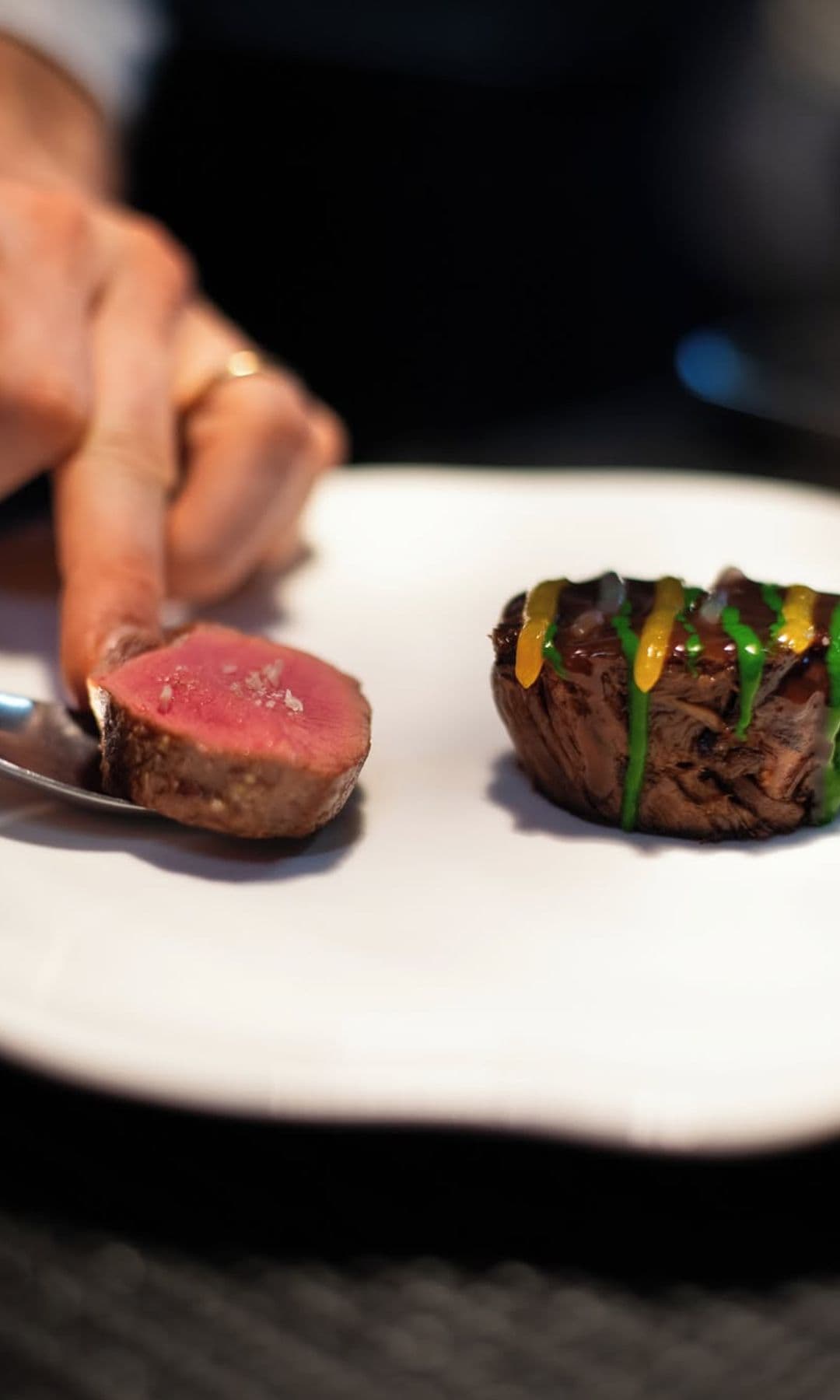 Restaurante del hotel Palazzo Boyl, un espectacular hotel de lujo en Cagliari, la capital de Cerdeña