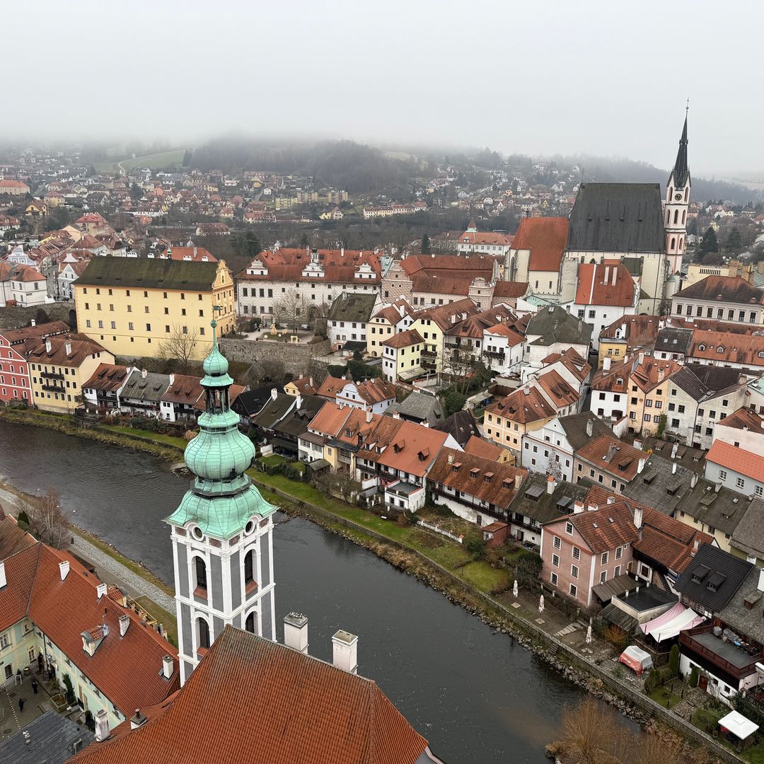 Vistas de Chesky Krumlov desde la torre del castillo