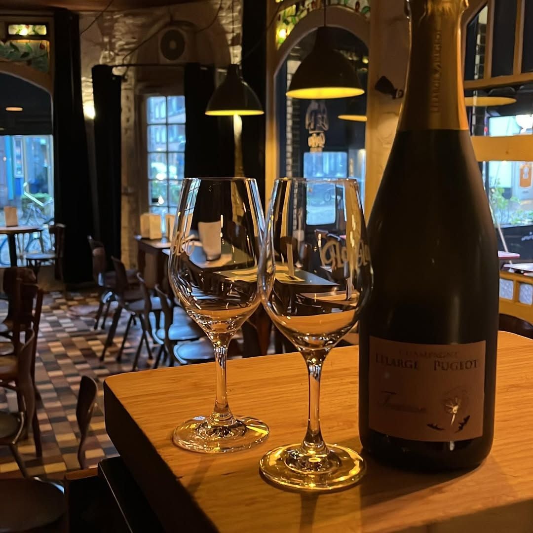 Bar de vinos Glouglou, Ámsterdam