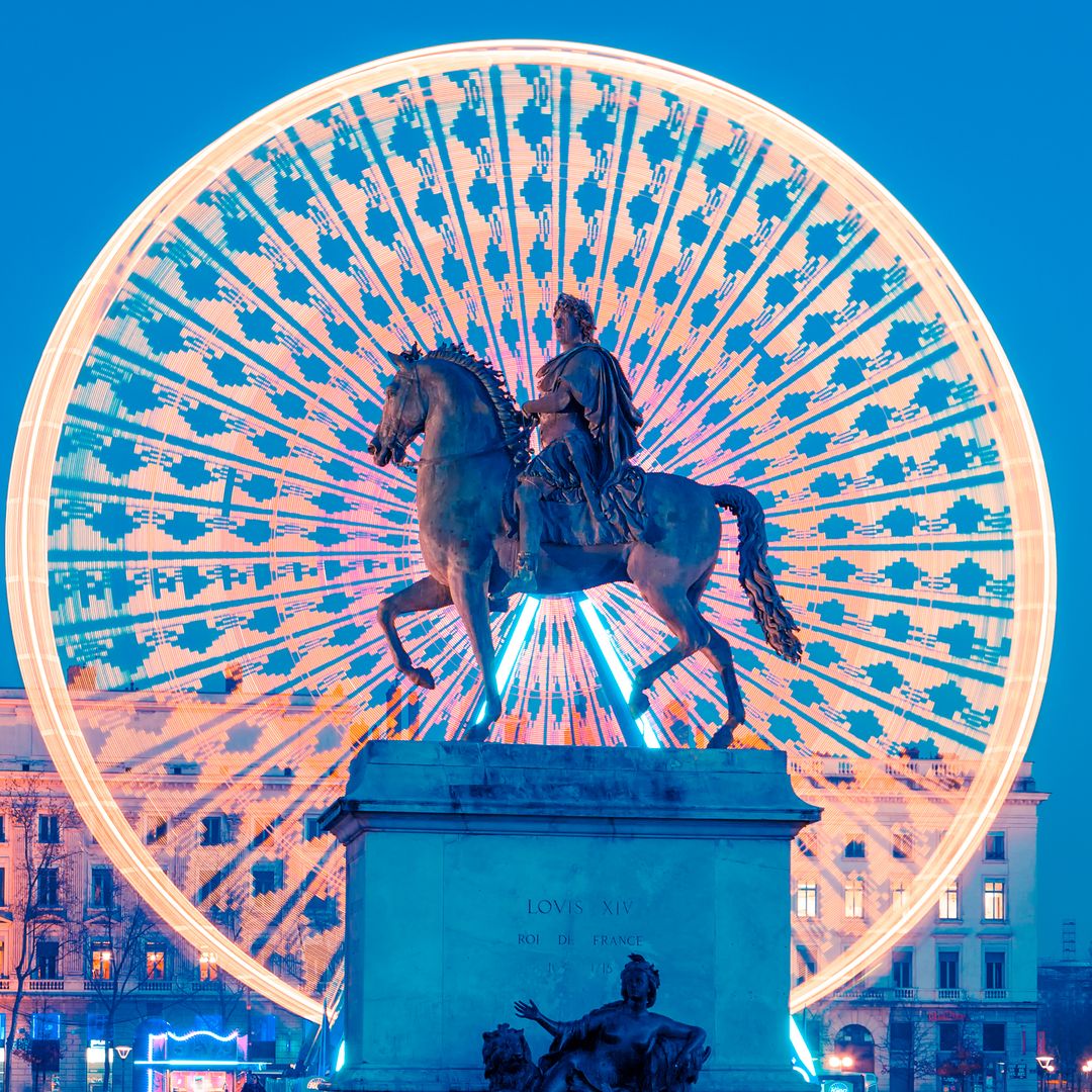 Place Bellecour, estatua del rey Luis XIV, Lyon, Francia