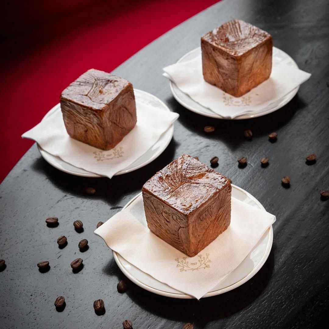 Cubik, una versión cúbica del clásico croissant creada en Farmacia del Cambio en Turín, Italia