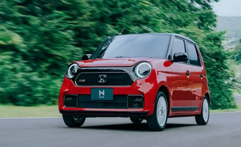 El simpático Honda N-One se pone en forma para incluso parece un mini Type R