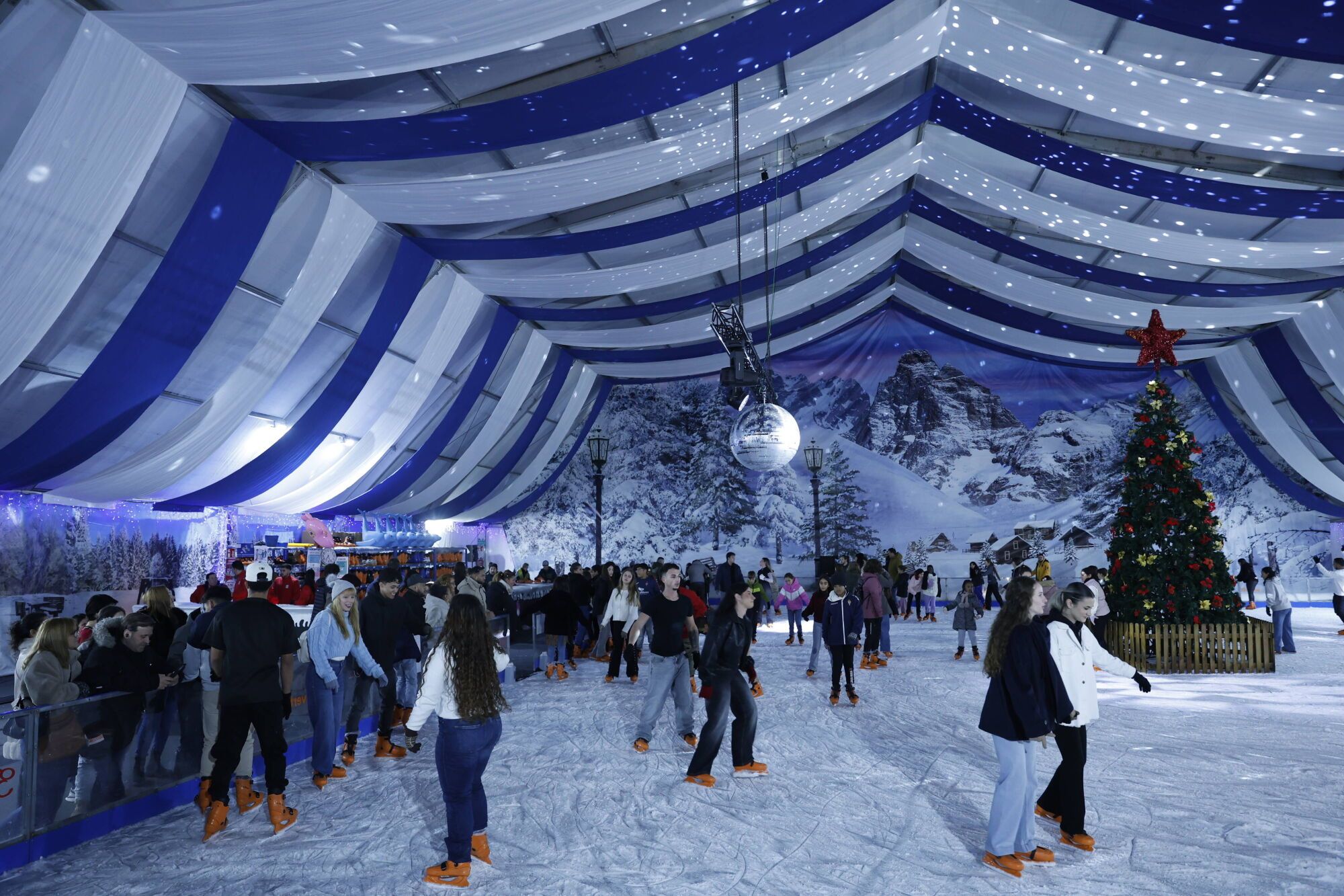 El Solarón, paraíso navideño en Gijón