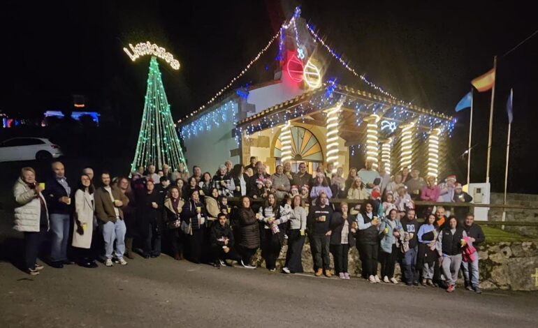 Llantones, en Gijón, ilumina la Navidad por primera vez: «Estamos muy ilusionados»