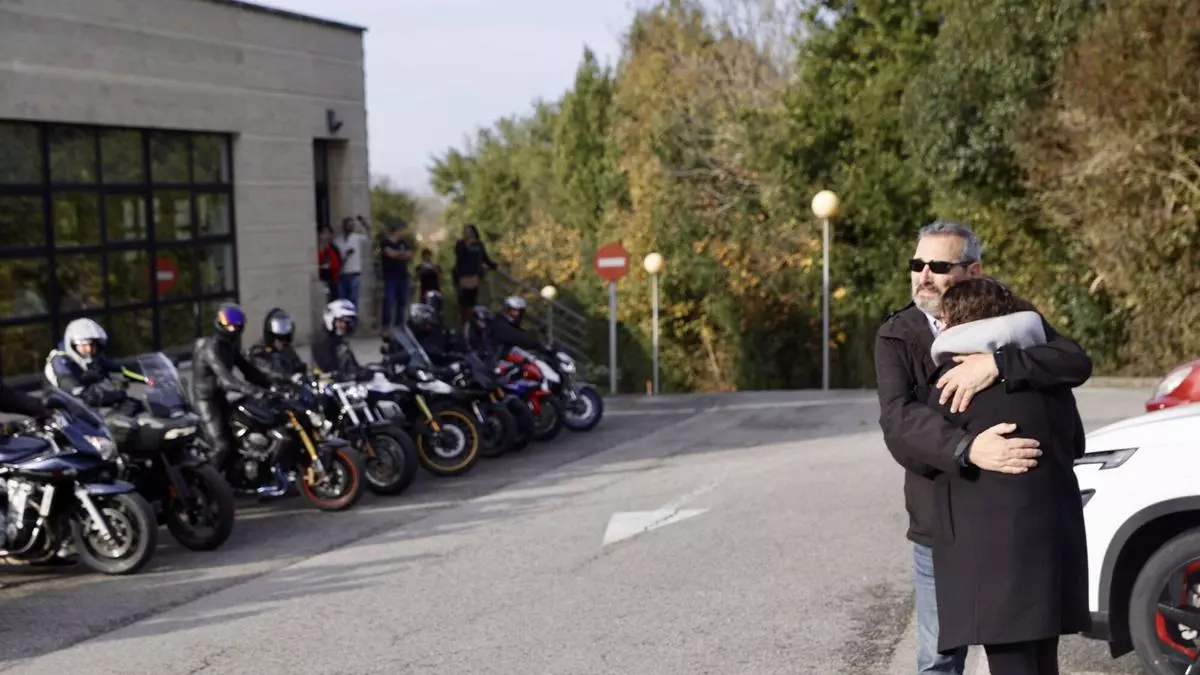 Así fue la emotiva despedida del joven motociclista fallecido en Gijón
