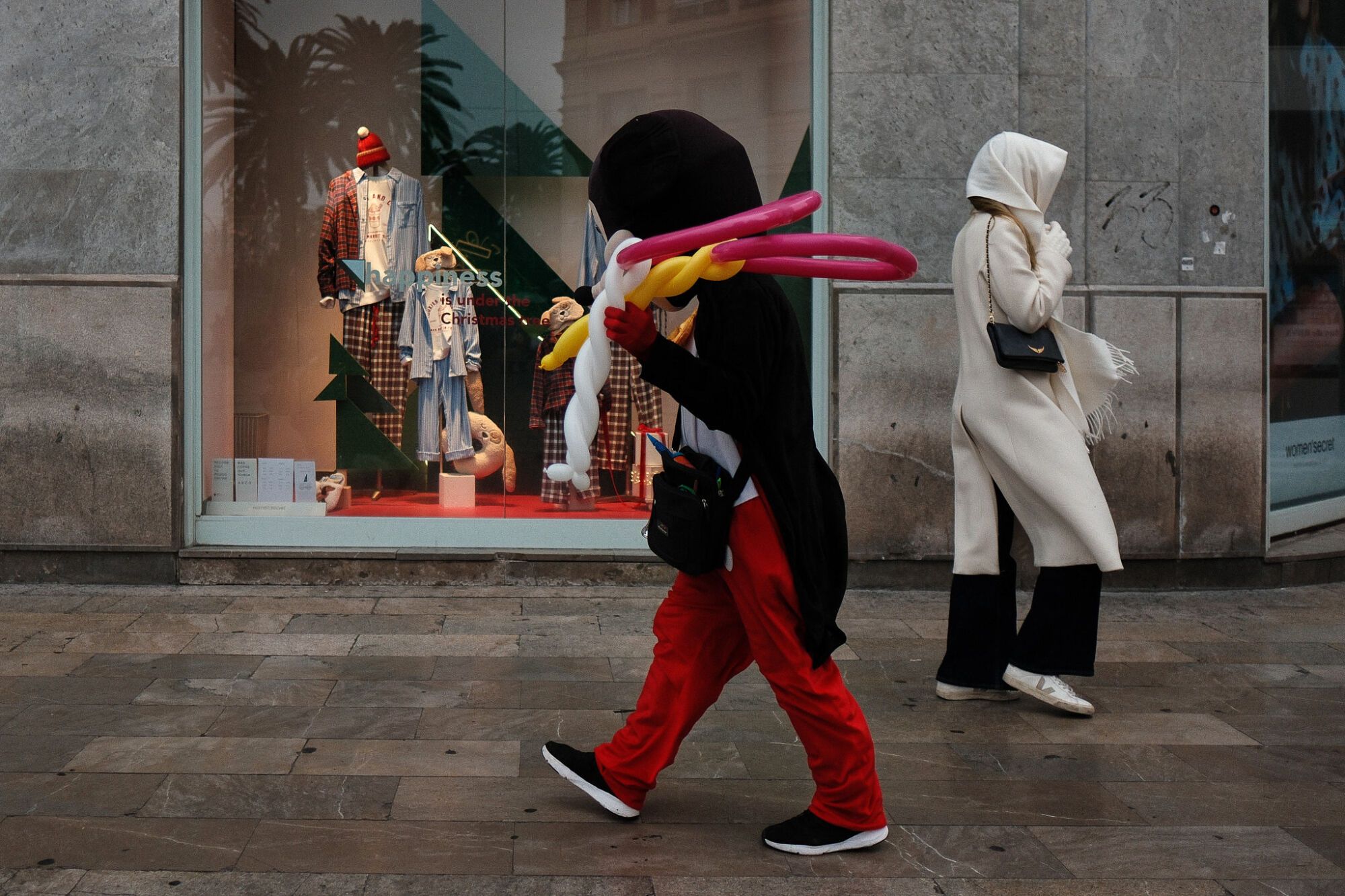 Málaga sufre los efectos del viento y la lluvia durante la alerta naranja