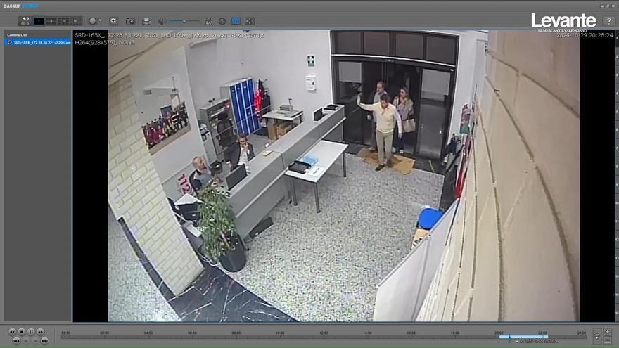 MAZÓN CECOPI DANA | Las imágenes inéditas de la llegada de Carlos Mazón al CECOPI el día de la dana