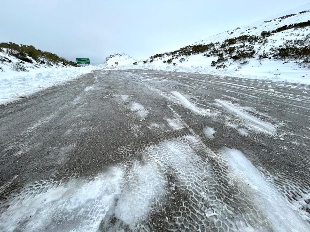 Camino a La Farrapona.