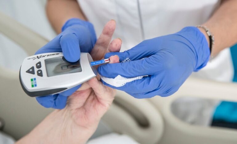 Las personas con diabetes tiene un mayor riesgo de muerte cardíaca súbita