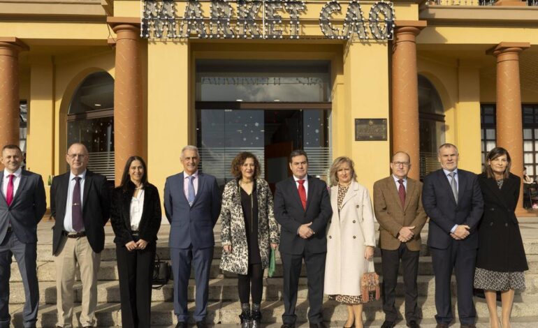La Hermandad de Veteranos de Asturias celebra su comida de Navidad con una nutrida representación de jefes y oficiales