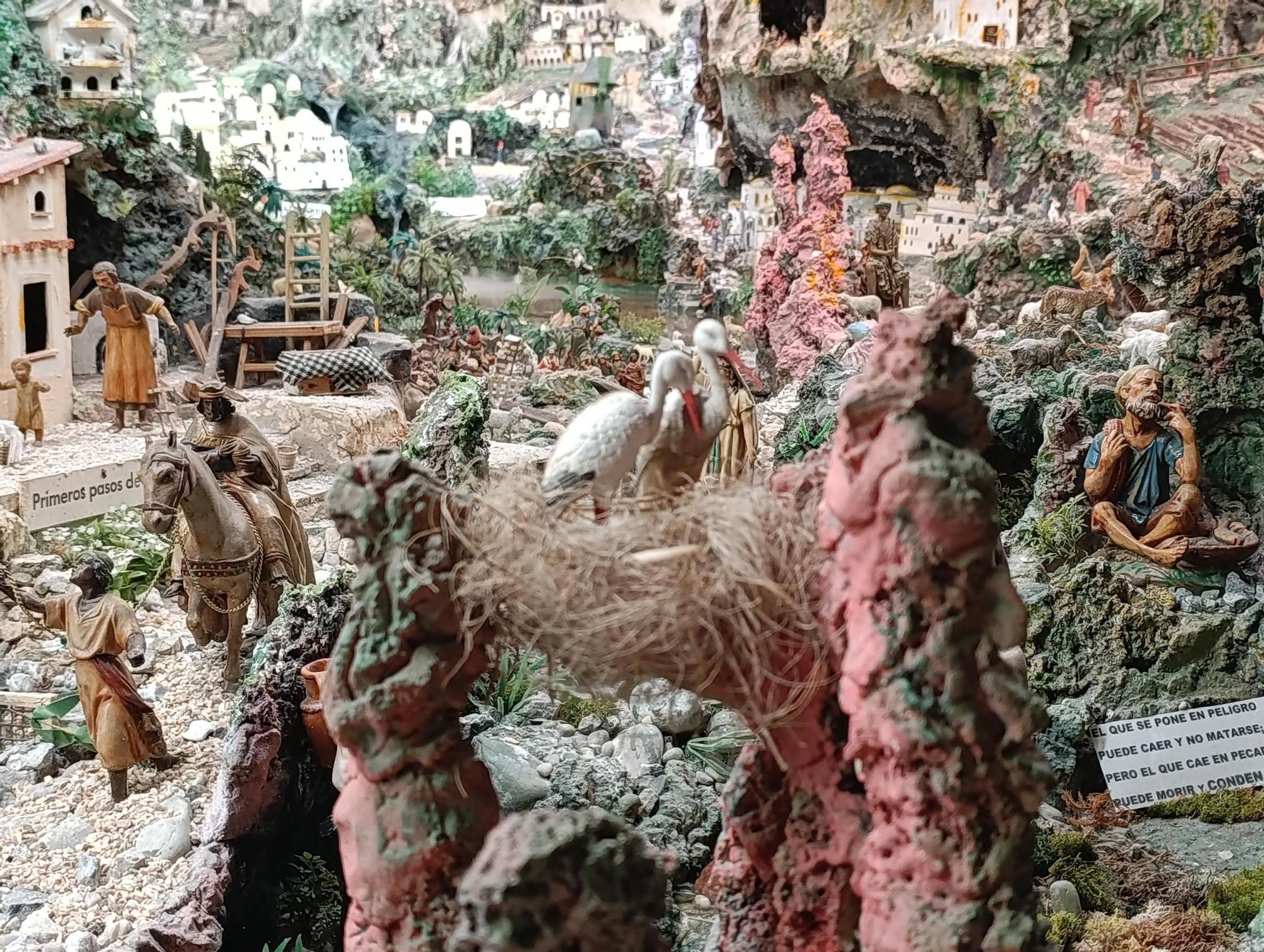 El Belén de Pola de Siero que deslumbra en Navidad