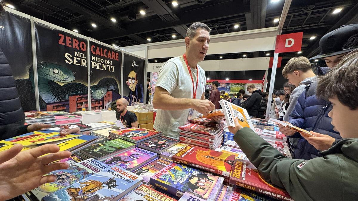 Colaboracionistas del Tercer Reich e ideólogos antisemitas se cuelan en la Feria del Libro de Roma con el aval del Gobierno de Meloni