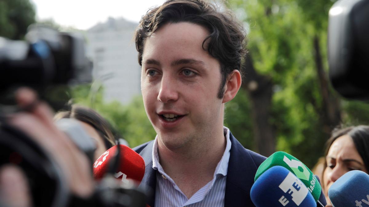 El 'Pequeño Nicolás' se vio implicado con un amigo en una pelea en un restaurante de Madrid