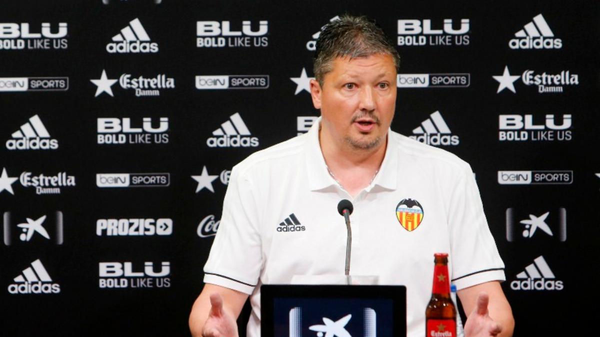 El Valencia y la Asociación de Futbolistas impulsan una recaudación solidaria para financiar la operación de Lubo Penev