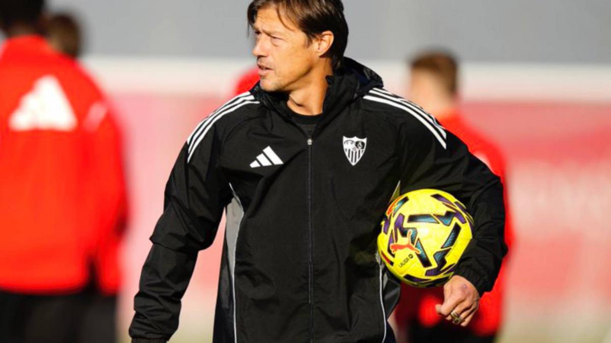 Bajas y oportunidades en el Sevilla