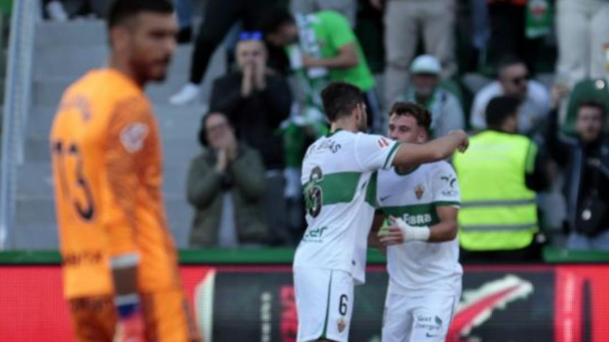 Gazzaniga vuelve a las andadas