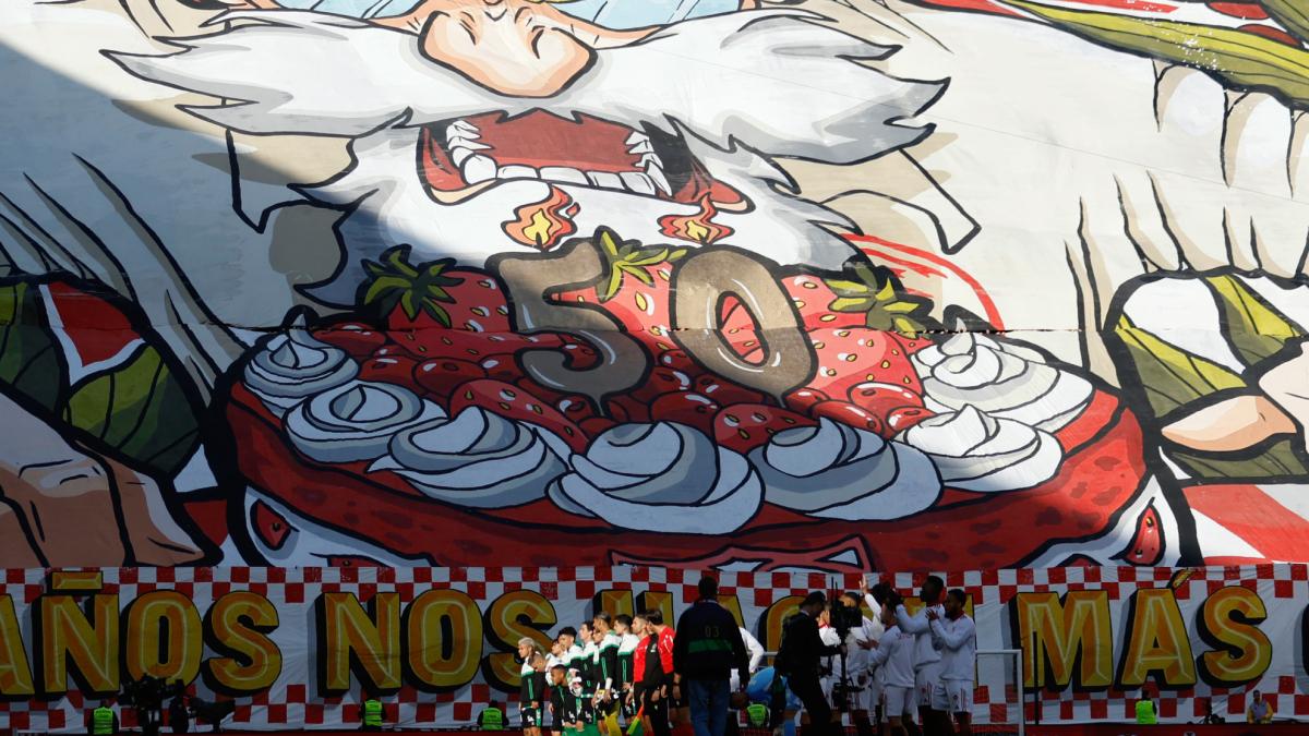 La Comisión contra la Violencia propone cerrar un mes el estadio Ramón Sánchez-Pizjuán