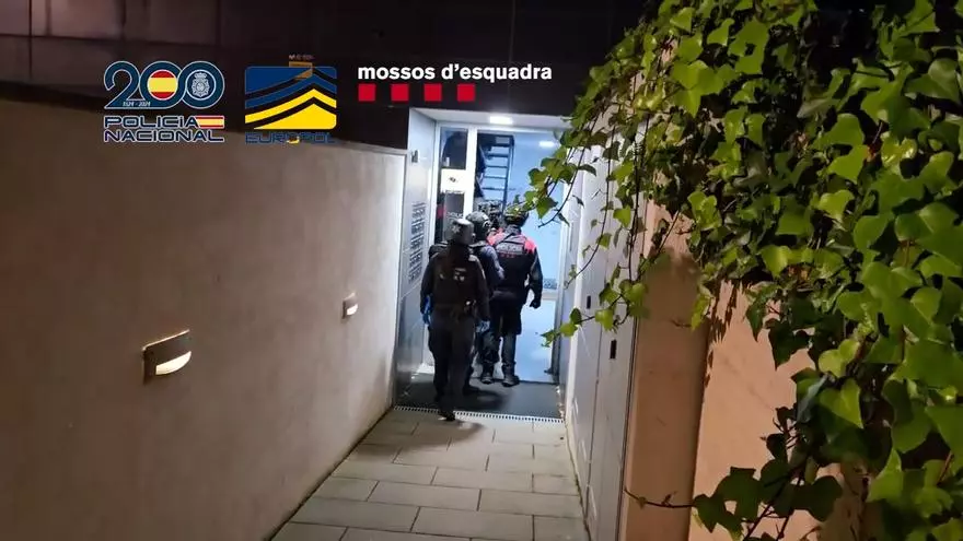 Cae una organización criminal que blanqueaba más de 700 millones de euros en criptomonedas, una operación en la que participan especialistas de la Jefatura de Asturias