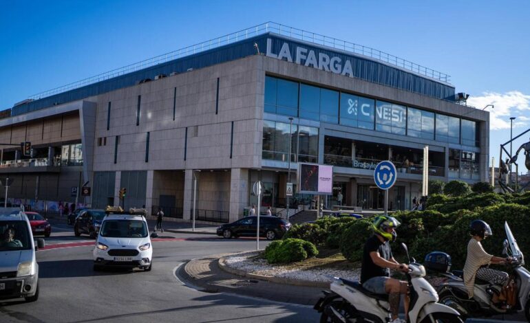 L’Hospitalet encadena dos ventas de centros comerciales en un año