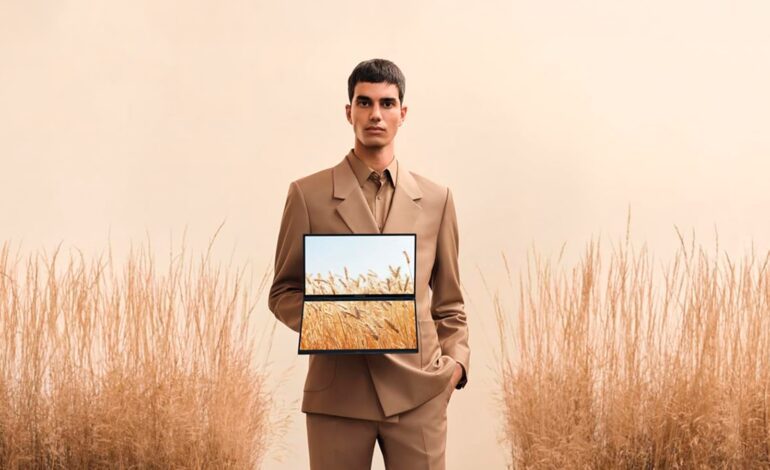 Amazon rebaja casi 400 € este portátil ASUS