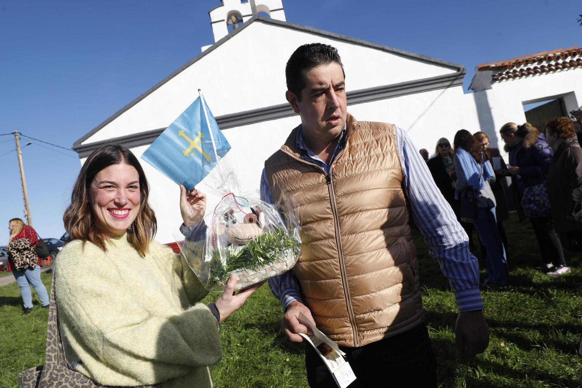 EN FOTOS: el sorteo único de xata en Gozón para evitar la contagiosa enfermedad de las vacas