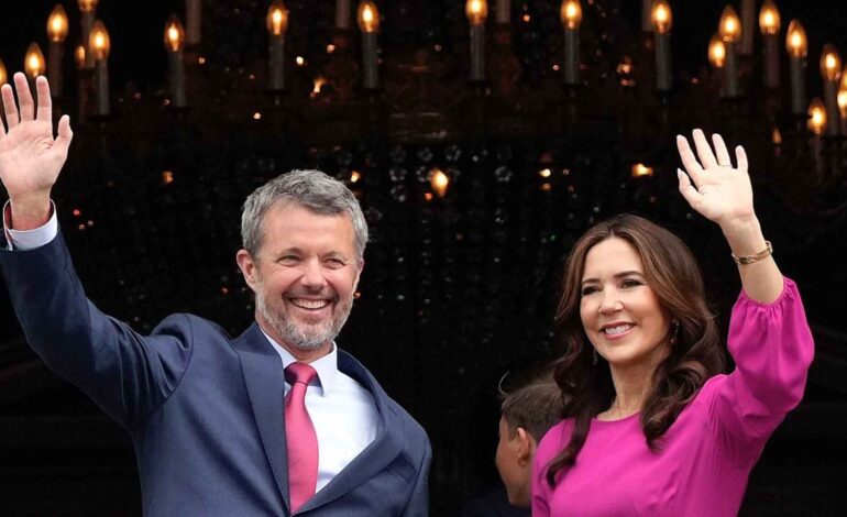 Federico y Mary de Dinamarca, junto a sus hijos, comparten un espontáneo vídeo decorando su Palacio para esta Navidad