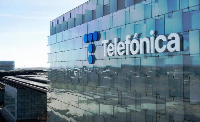 Telefónica mejora condiciones y rebaja un 5% los afectados por el ERE en tres filiales, pero los sindicatos lo ven «insuficiente»