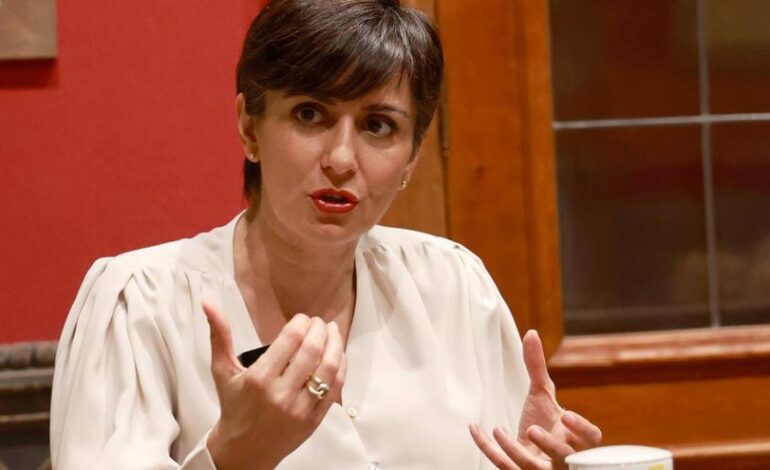 ENTREVISTA ISABEL RODRÍGUEZ | La ministra de Vivienda reclama más intervención pública para garantizar el acceso a un hogar