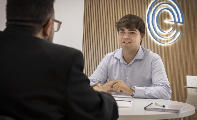 Según el IV barómetro Etalentum de tendencias en Recursos Humanos, el 71% de las personas que buscan empleo gestionan procesos múltiples para elegir mejor