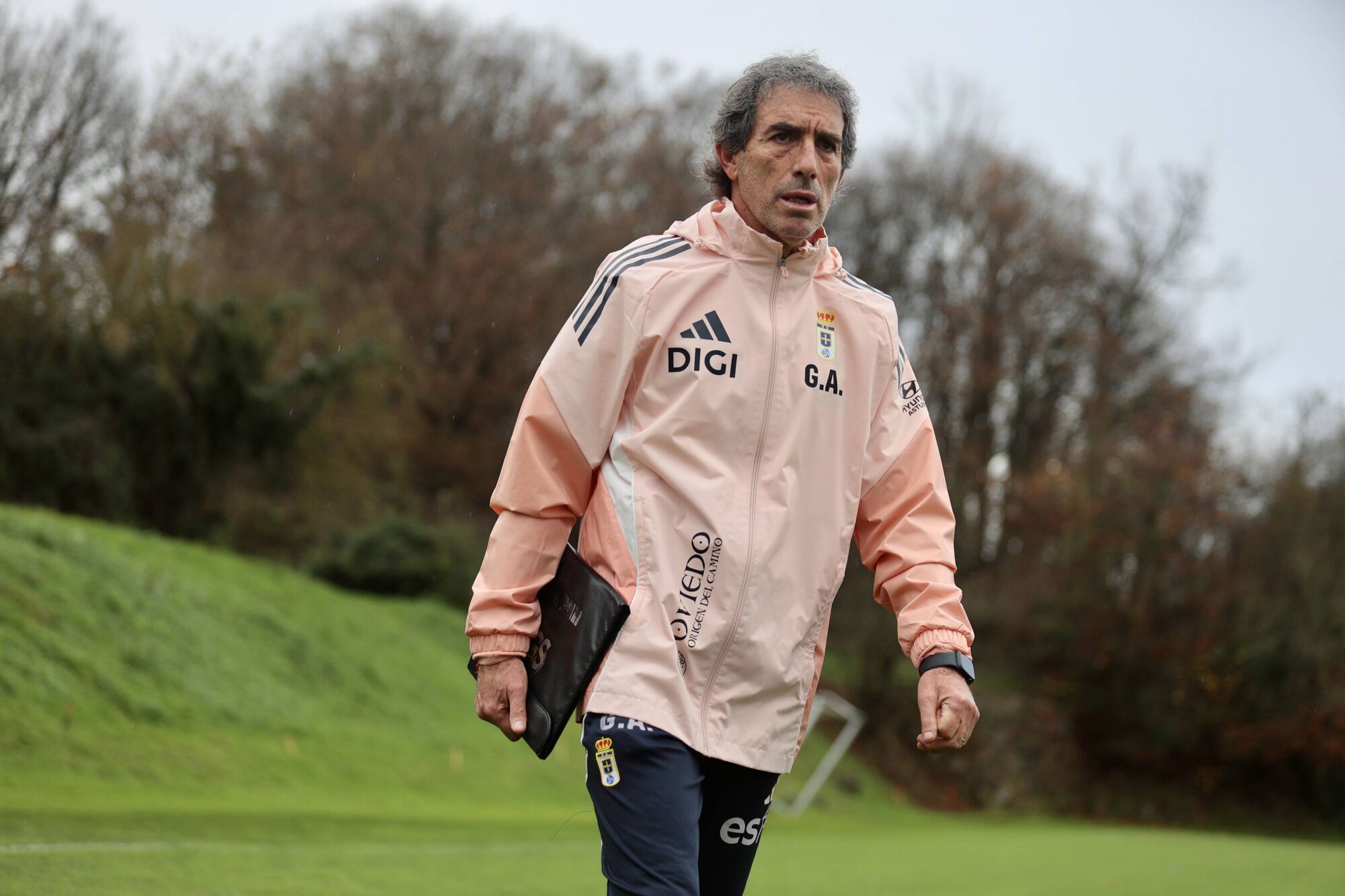 Así fue el primer entrenamiento de Guillermo Almada con el Real Oviedo