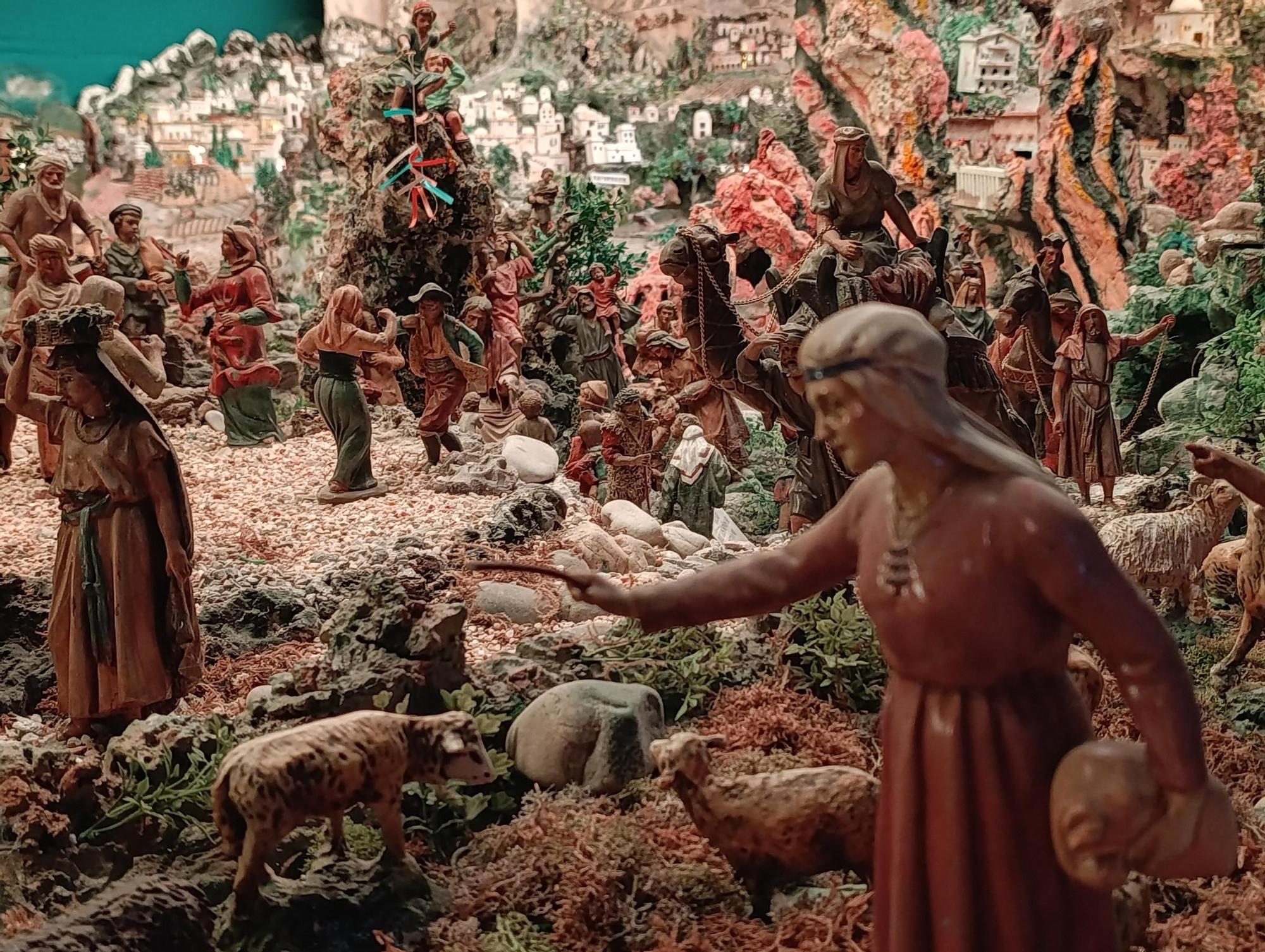 El Belén de Pola de Siero que deslumbra en Navidad