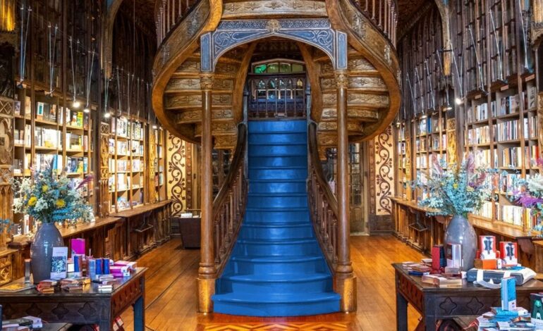 La librería de Oporto que parece sacada del universo de Harry Potter (y todos los fans sueñan con visitar)