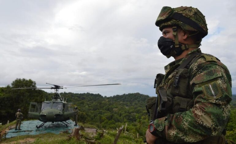 La explosión de una motocicleta bomba deja al menos 13 heridos