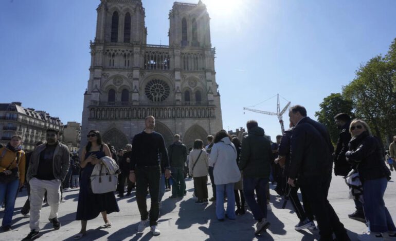 Notre-Dame de París rompe récords: más de 11 millones de visitantes un año después de su reapertura