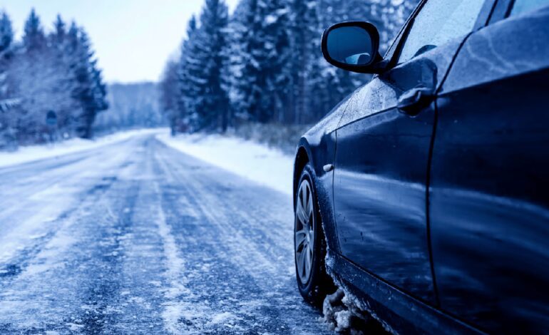 con hielo y nieve este es el gesto que nunca debes hacer en tu coche