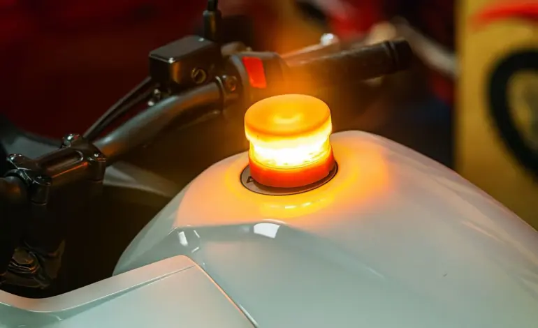 si tu coche aparece en esta lista, la DGT no te obliga a llevar la baliza V-16 a partir de enero