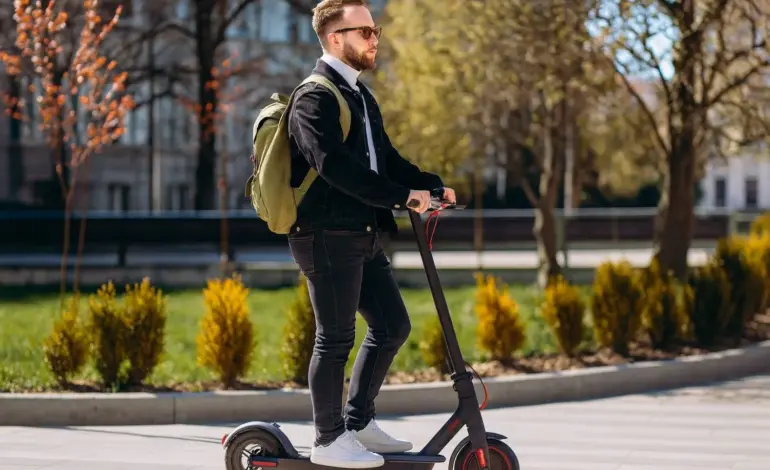 El 2 de diciembre me pararon y casi me decomisan el patinete por no tener lo que obliga la DGT en enero