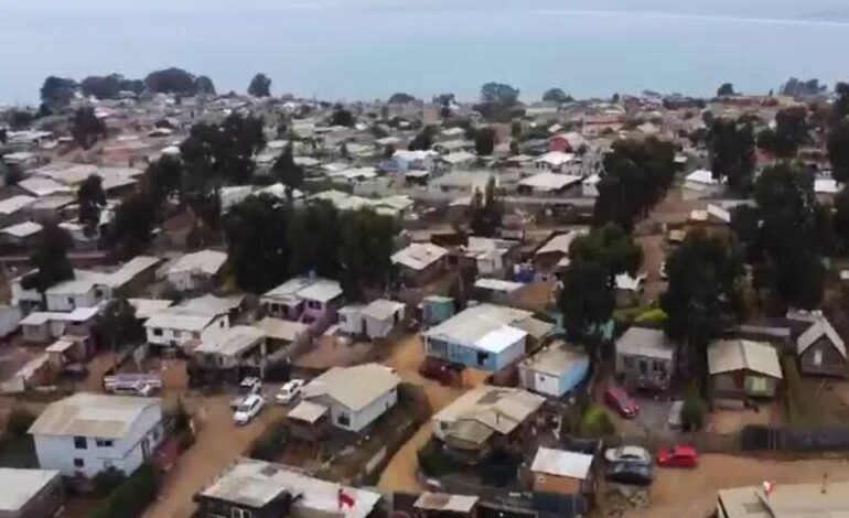 Crisis de vivienda empuja a miles a asentamientos irregulares en Chile