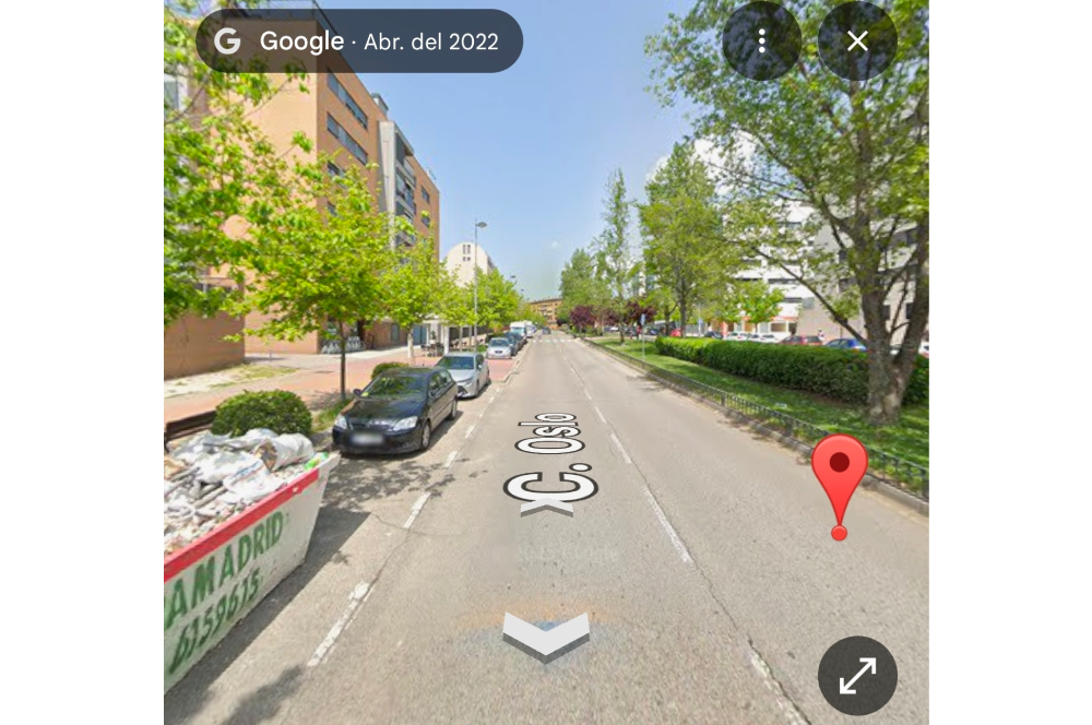Captura de pantalla de la función Street View de Google Maps en un teléfono Android