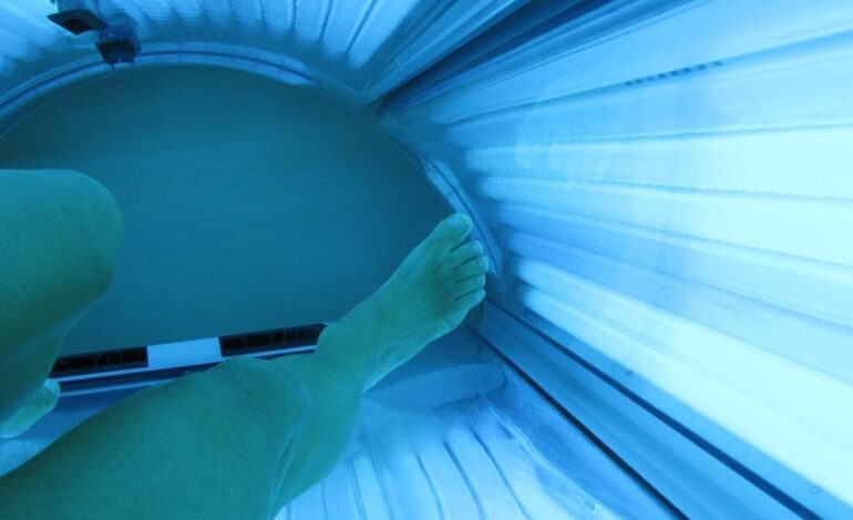 Las cabinas solares triplican el riesgo de melanoma y causan daños en el ADN