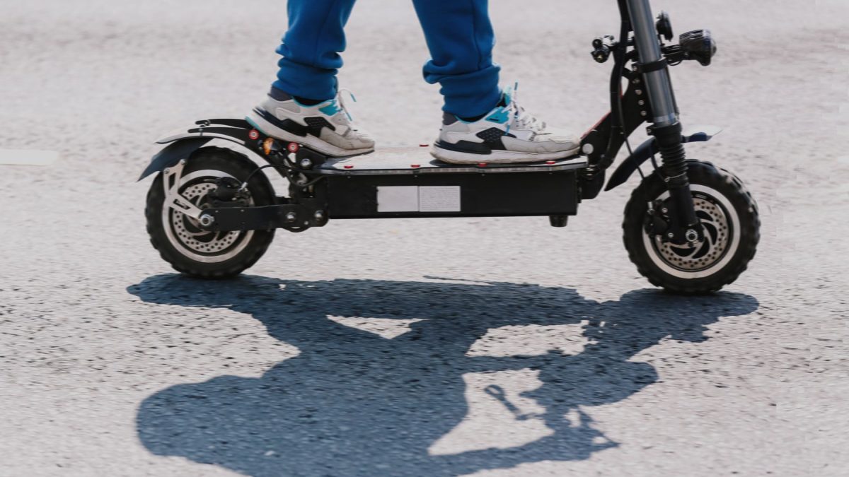 condena por conducir un patinete eléctrico que corría como un ciclomotor