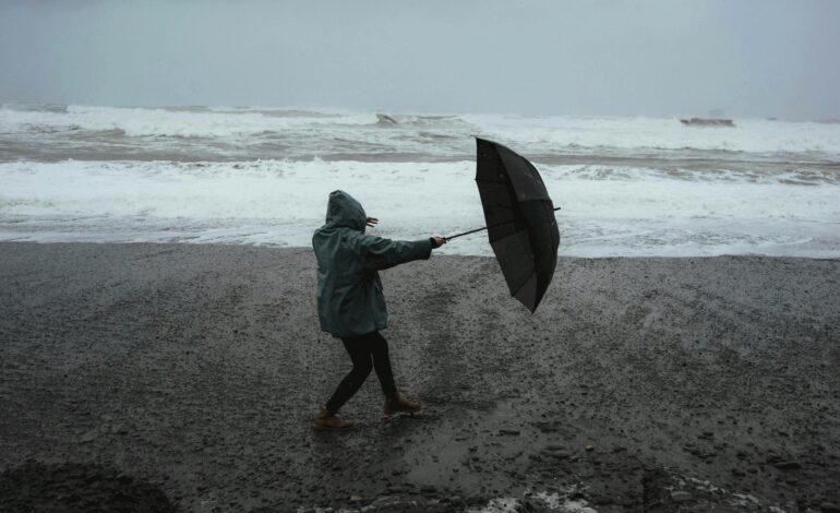 Se pide precaución por temperaturas extremas en Cantabria con temporal y olas de hasta seis metros