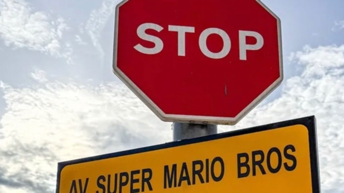 esta señal avisaba de los peculiares nombres de varias calles en Zaragoza