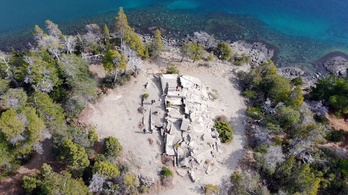 Charly Sinewan cambia sus planes para buscar el supuesto escondite de Adolf Hitler en Bariloche