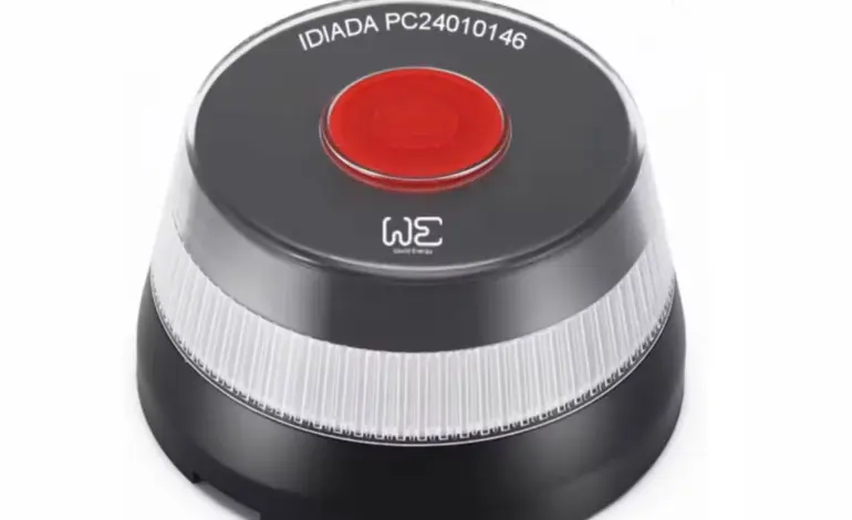 Acabo de comprar la baliza V-16 homologada por la DGT y te cuento lo que me parece