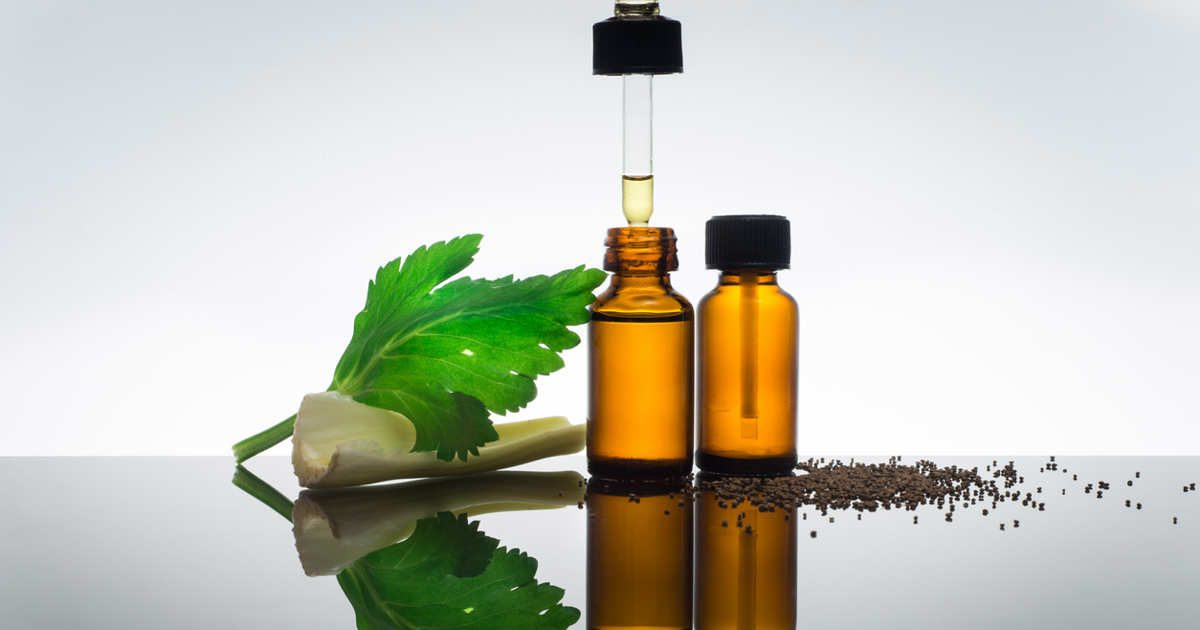 “Con solo rosa mosqueta y un 1% de aceite esencial de apio, tienes un gran despigmentante para las manchas de la piel”