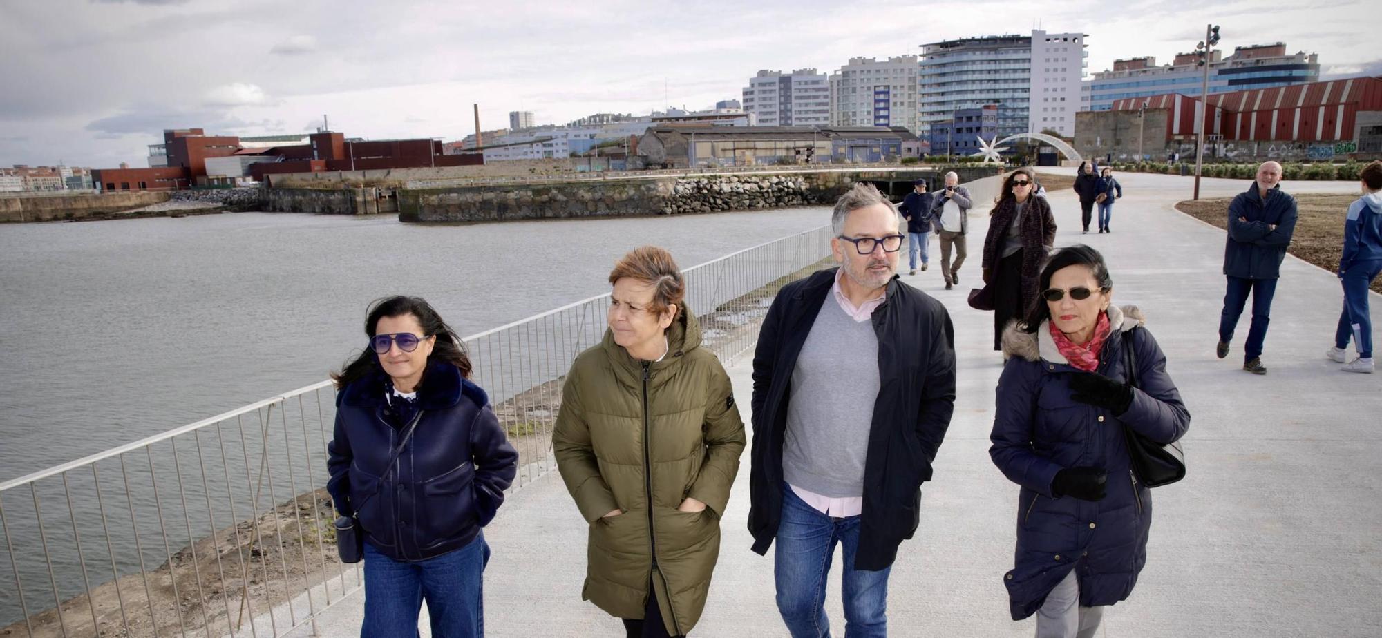 El Paseo Naval de Gijón ya está abierto a la ciudadanía (en imágenes)